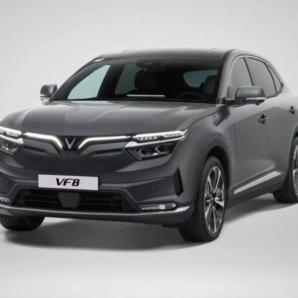 VinFast VF 8 ECO (1)