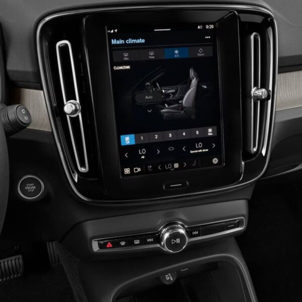Volvo XC40 (7)