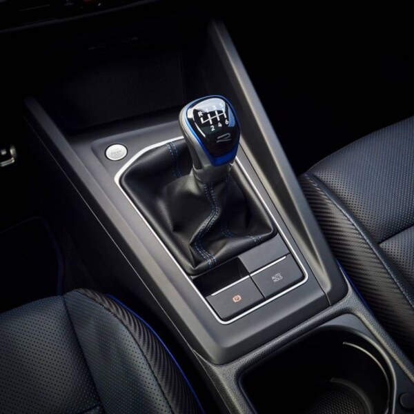 Volkswagen Golf R (5)