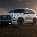 Toyota Sequoia (3)