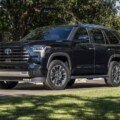 Toyota Sequoia (5)