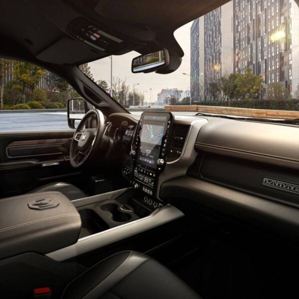 Ram 2500 Mega Cab (6)