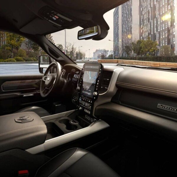 Ram 2500 Mega Cab (7)