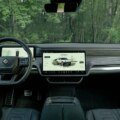 Rivian R1S (18)
