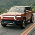 Rivian R1S (2)