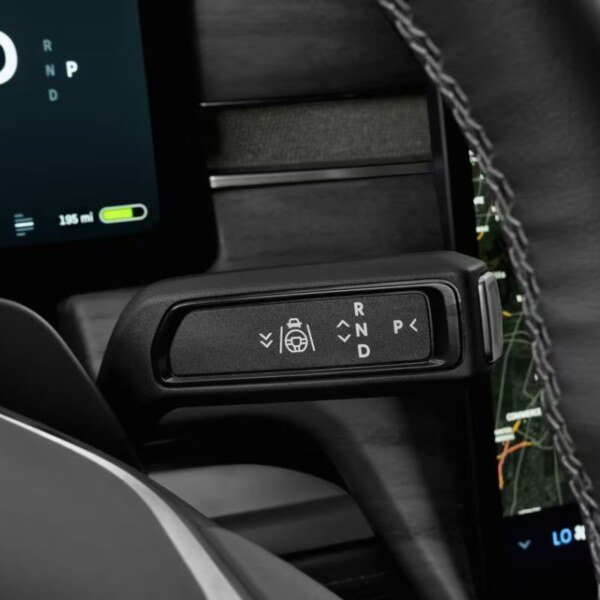 Rivian R1T (13)