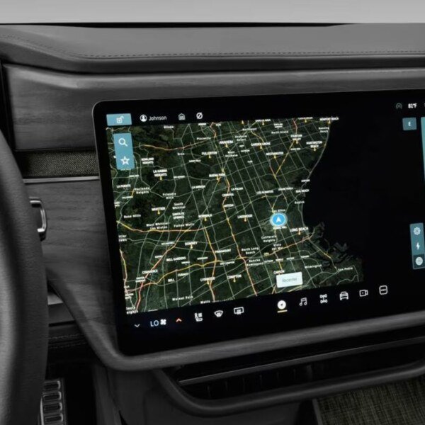 Rivian R1T (24)