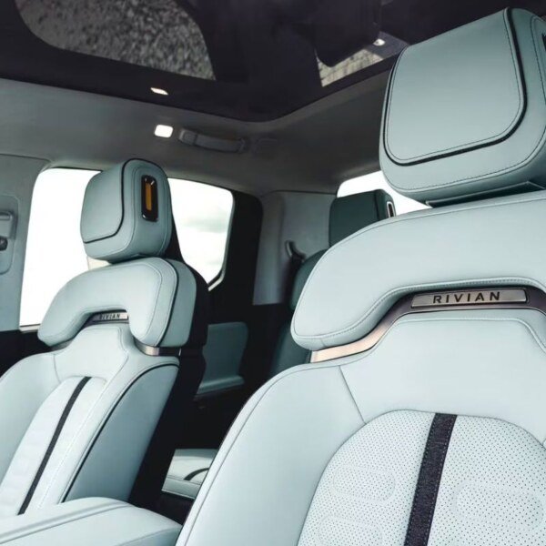 Rivian R1T (6)
