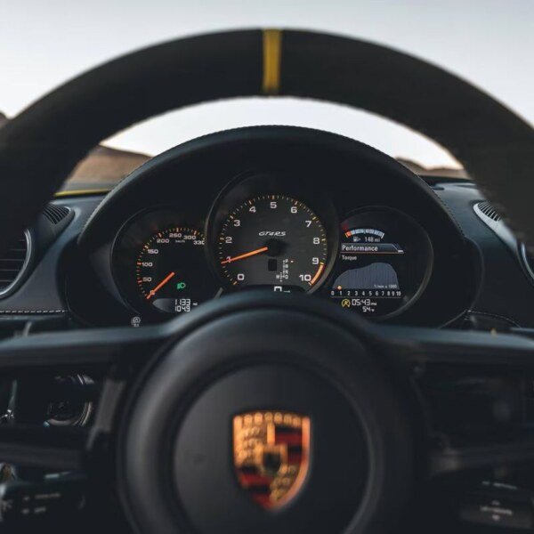 Porsche 718 Cayman GT4 RS (12)