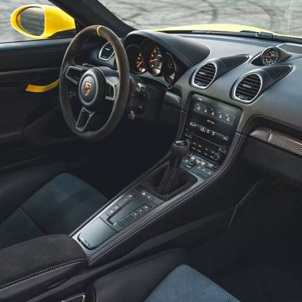 Porsche 718 Cayman GT4 RS (7)