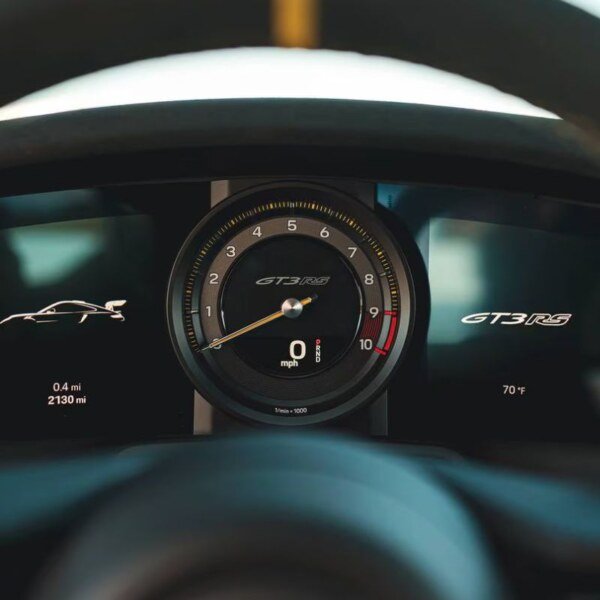 Porsche-911-GT3-RS (9)