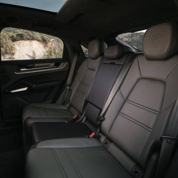 Porsche Cayenne Coupe Plug-in-Hybrid (9)