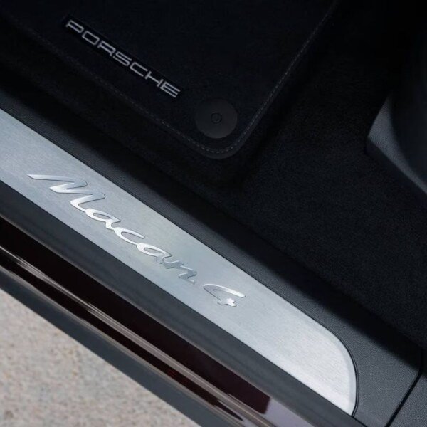 Porsche Macan Electric