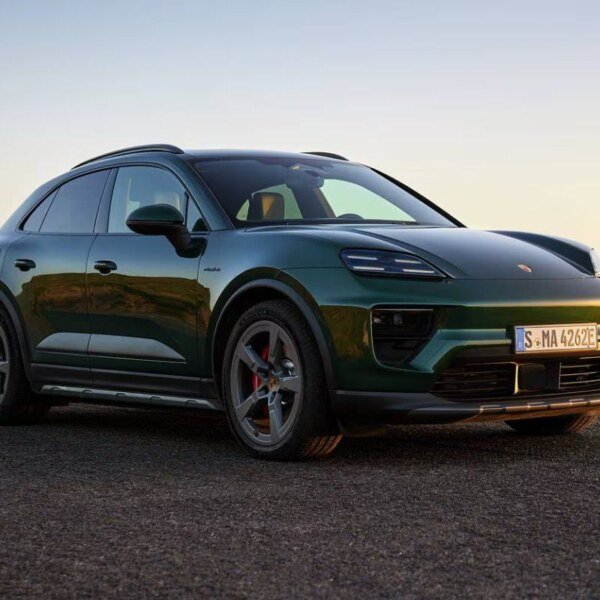 Porsche Macan Electric