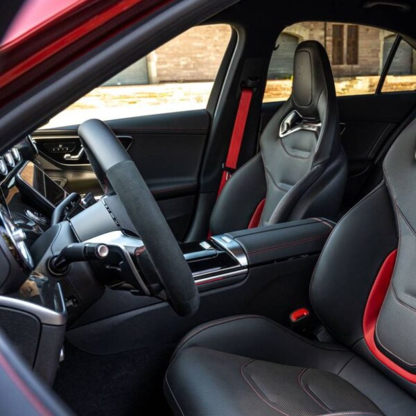 Mercedes-Benz C-Class AMG C 43 (5)
