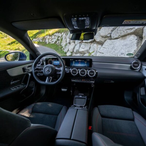 Mercedes-Benz CLA-Class (12)