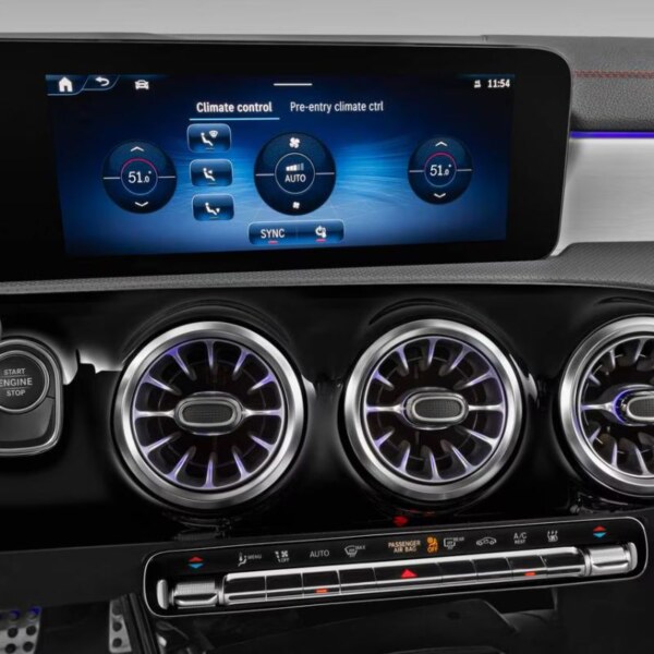 Mercedes-Benz CLA-Class (8)