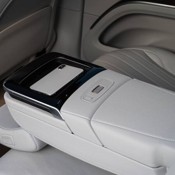 Mercedes-Benz EQS SUV 450 4MATIC (2)