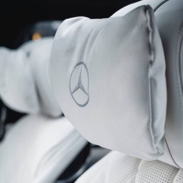 Mercedes-Benz S-Class Plug-in Hybrid (2)