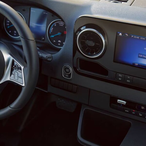 Mercedes-Benz-eSprinter (5)