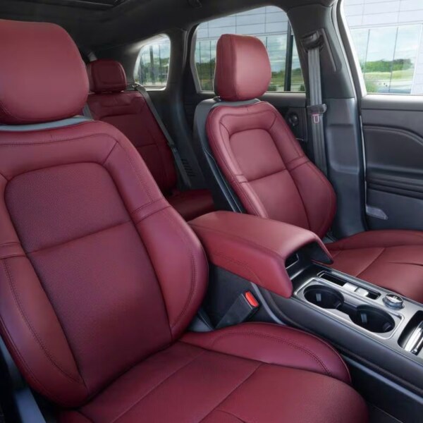 Lincoln Corsair (10)