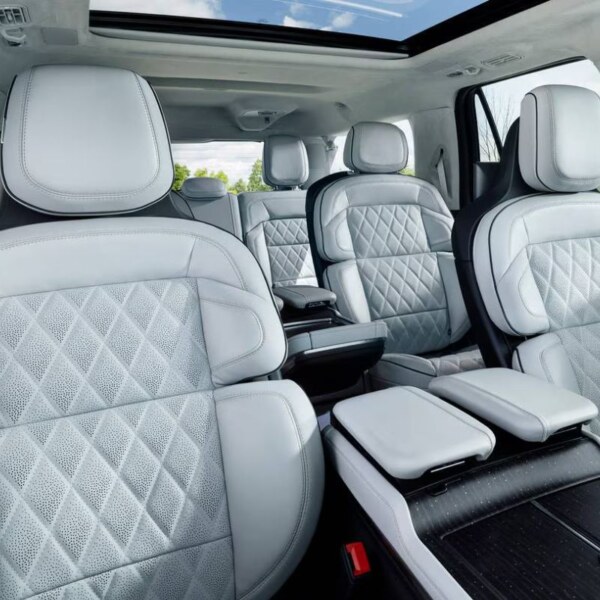 Lincoln-Navigator (7)