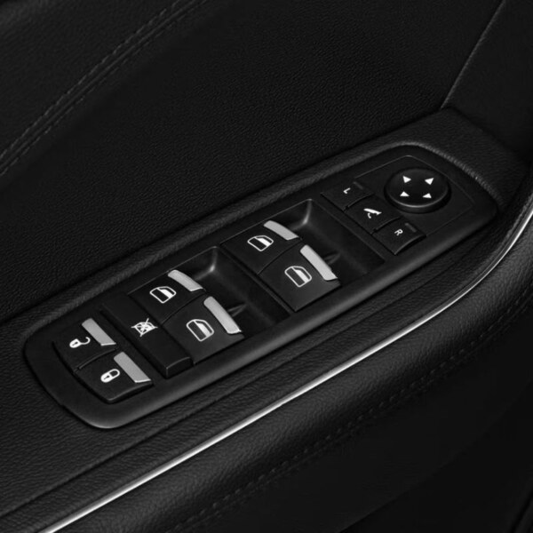 Maserati-Levante (5)