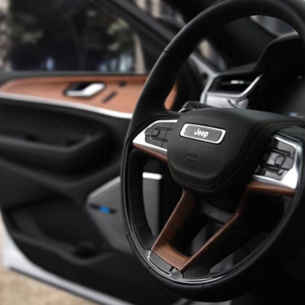 Jeep Grand Cherokee 4xe (4)