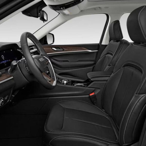 Jeep Grand Cherokee (9)