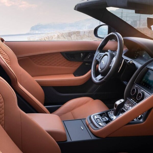 Jaguar F-TYPE P575 R75 (8)