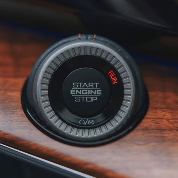 Jeep Grand Wagoneer L Obsidian (6)