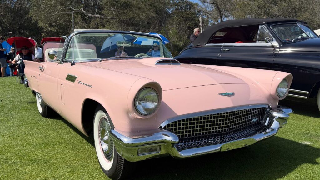 Classic Style 1957 Ford Thunderbird in Pink