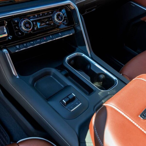 GMC Sierra 2500HD (6)