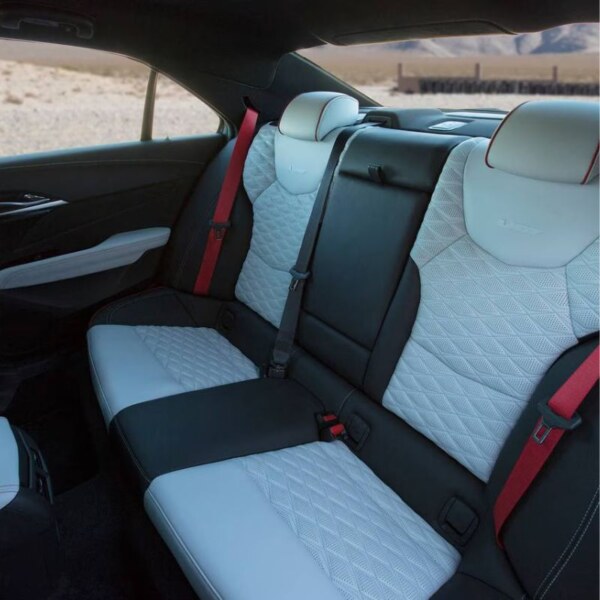 Cadillac CT4 (2)