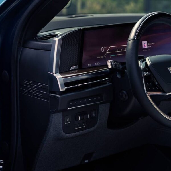 Cadillac Escalade (4)