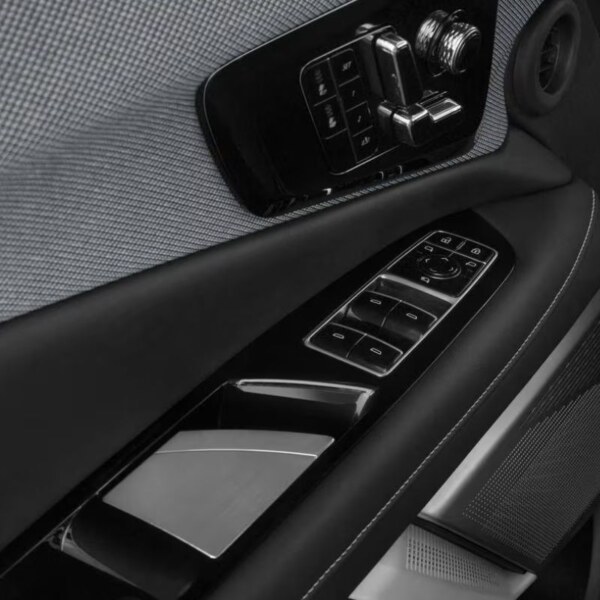 Cadillac OPTIQ Price, Specifications, Review, Feature, Compare (10)