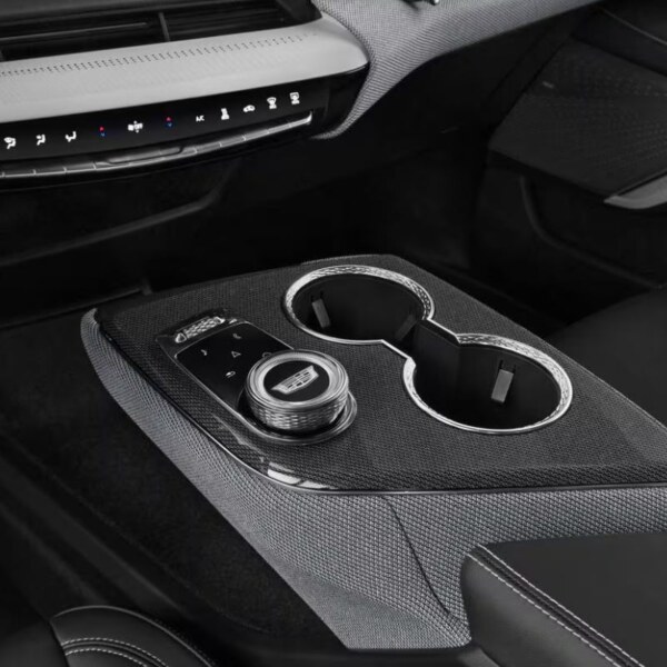 Cadillac OPTIQ Price, Specifications, Review, Feature, Compare (9)