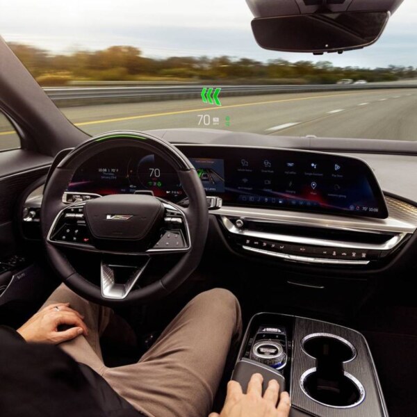 Cadillac LYRIQ V (2)